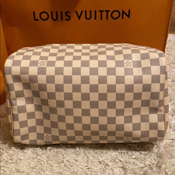 Authentic Louis Vuitton Speedy 30 - Picture 6 of 8